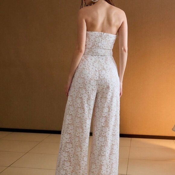 White Casual Women's Lace Fold Pleated Buckle Belted Strapless Jumpsuit - Picture 2 of 6